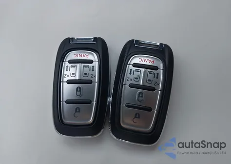 2018 Chrysler Pacifica Hybrid Touring Plus z USA, uszkodzony, nr VIN 2C4RC1H77JR332966